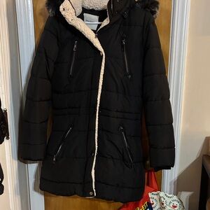 Outerwear by Lisa Black Puffer Jacket with Faux Fur